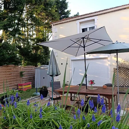 Appartement Meuble Avec Parking Tv Box Netflix