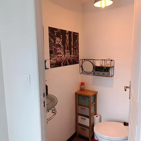 Apartment Meuble Avec Parking Tv Box Netflix