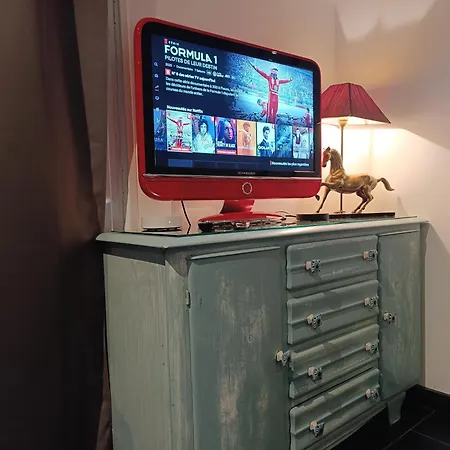 Meublé Avec Parking Tv Box Netflix Apartamento *