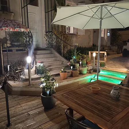 Appartement Meuble Avec Parking Tv Box Netflix