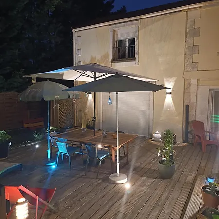Apartment Meuble Avec Parking Tv Box Netflix Soyaux