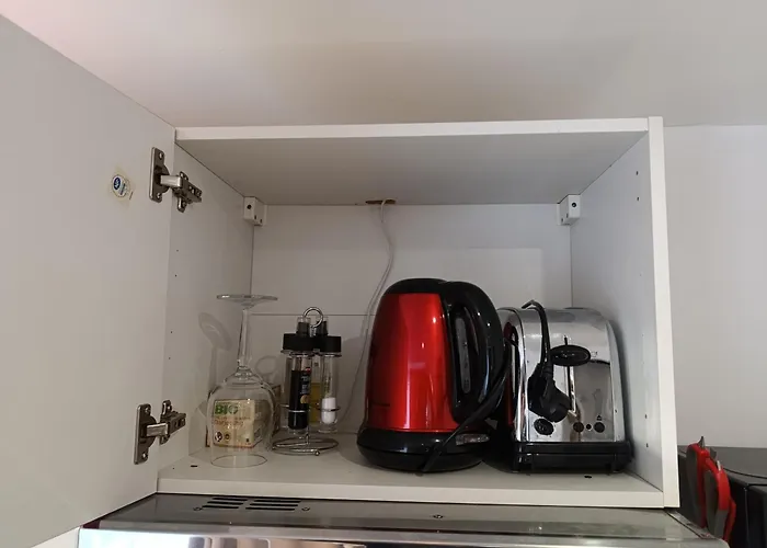 Meublé Avec Parking Tv Box Netflix Apartamento Soyaux