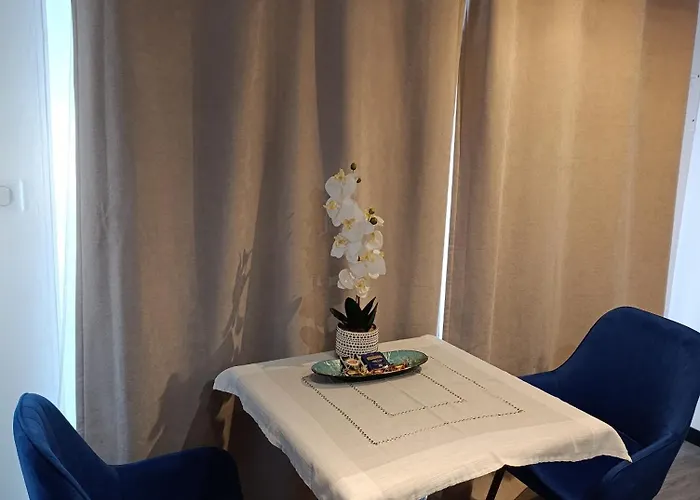 Apartamento Meublé Avec Parking Tv Box Netflix Soyaux