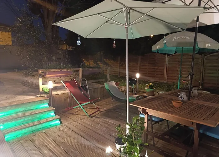 Meublé Avec Parking Tv Box Netflix * Soyaux